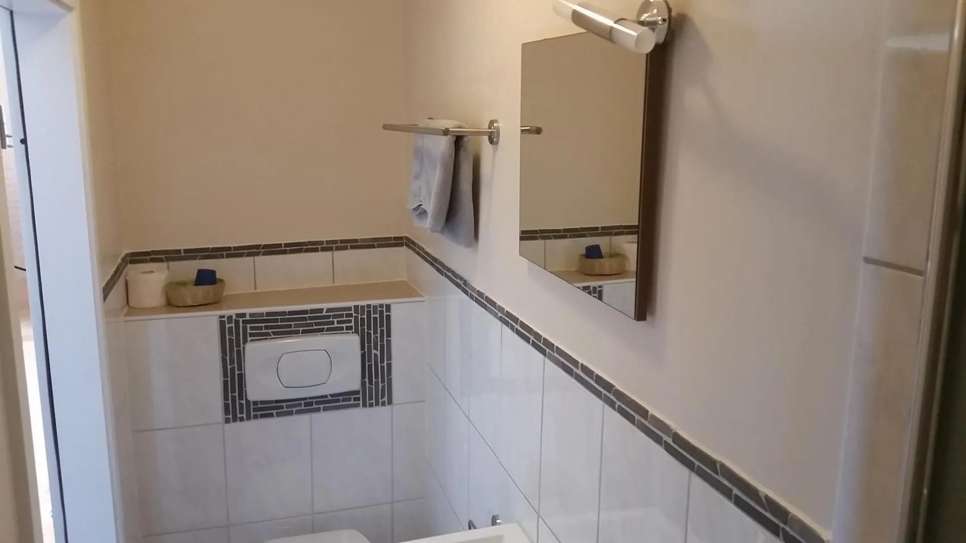 Hotel Deutsches Haus Francop Hamburg 2*,  Deutschland