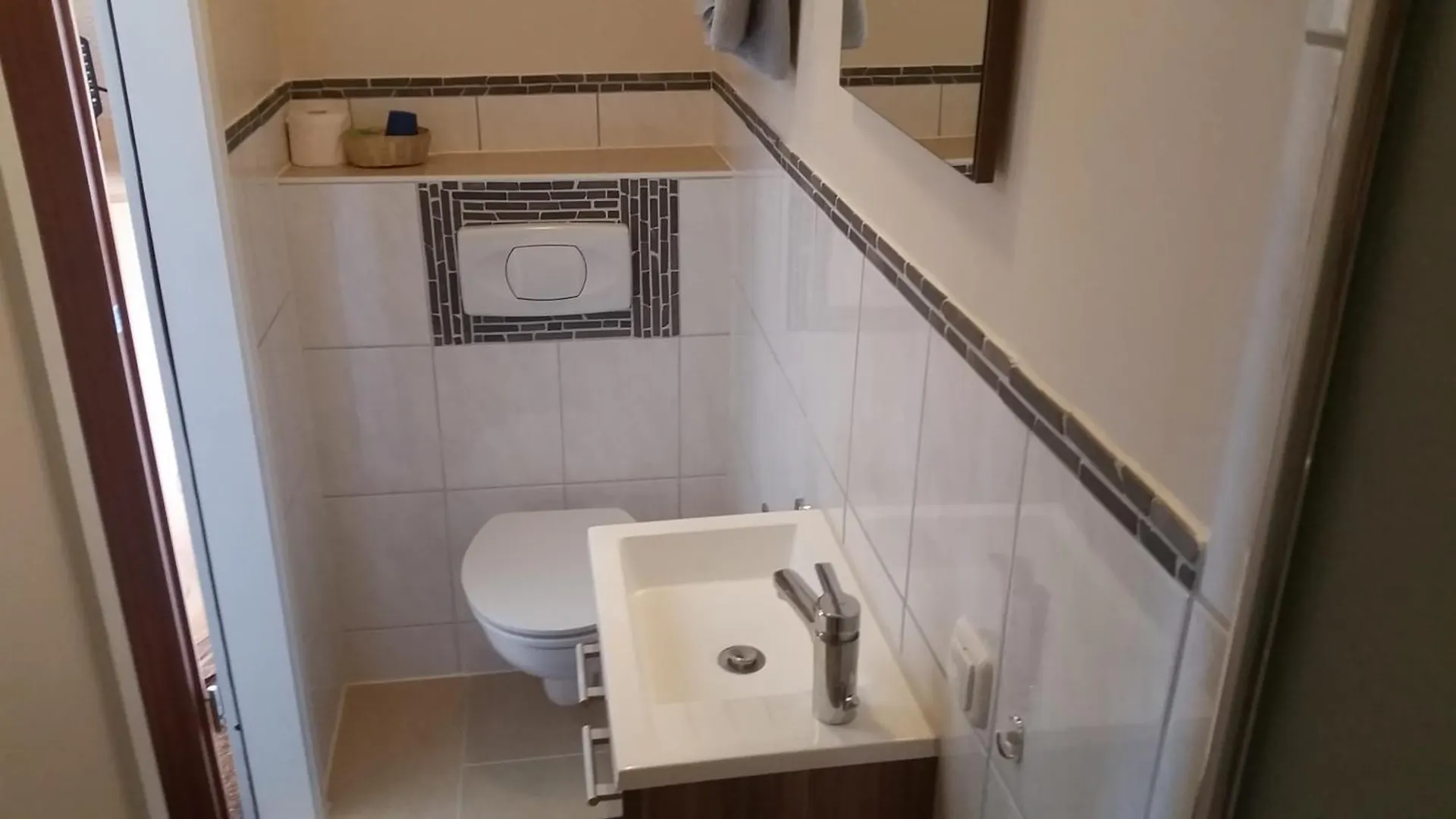 **  Hotel Deutsches Haus Francop Hamburg Deutschland