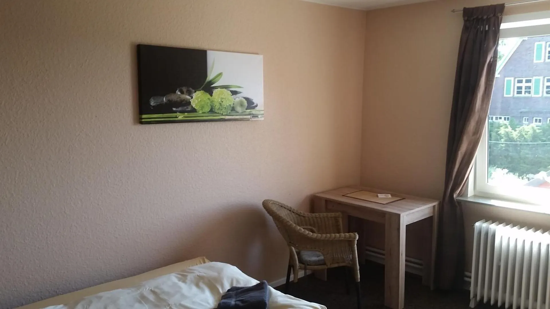 **  Hotel Deutsches Haus Francop Hamburg Deutschland