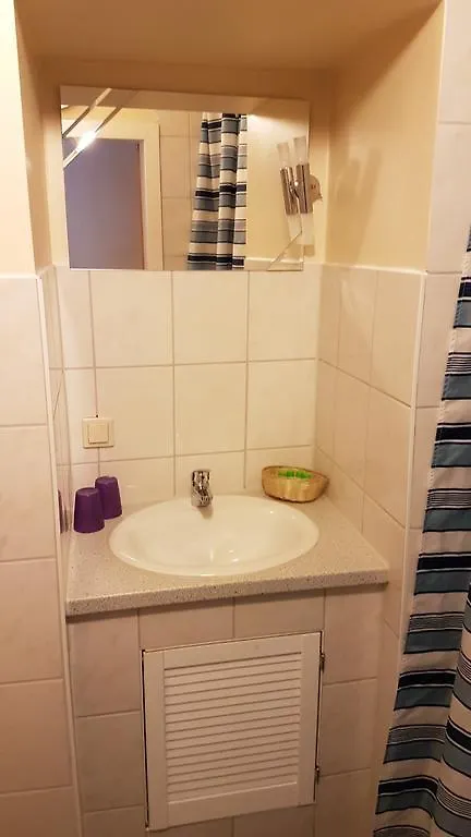 Hotel Deutsches Haus Francop Αμβούργο 2*,  Γερμανία